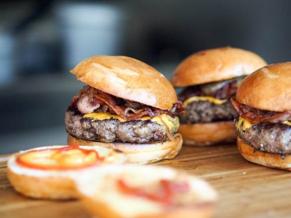 Fast Food vs. Homemade Food: Which Is Better for Your Wallet?