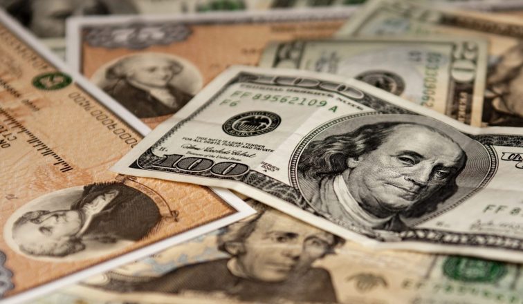 Treasuries vs. Bonds vs. Savings Accounts: What’s the Difference?