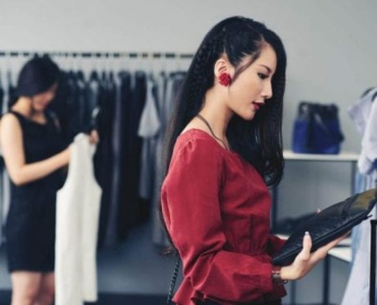 Cómo dejar de gastar de más: 6 preguntas que hacer antes de comprar