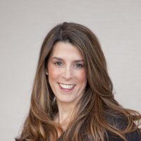 Leslie Tayne, Esq.